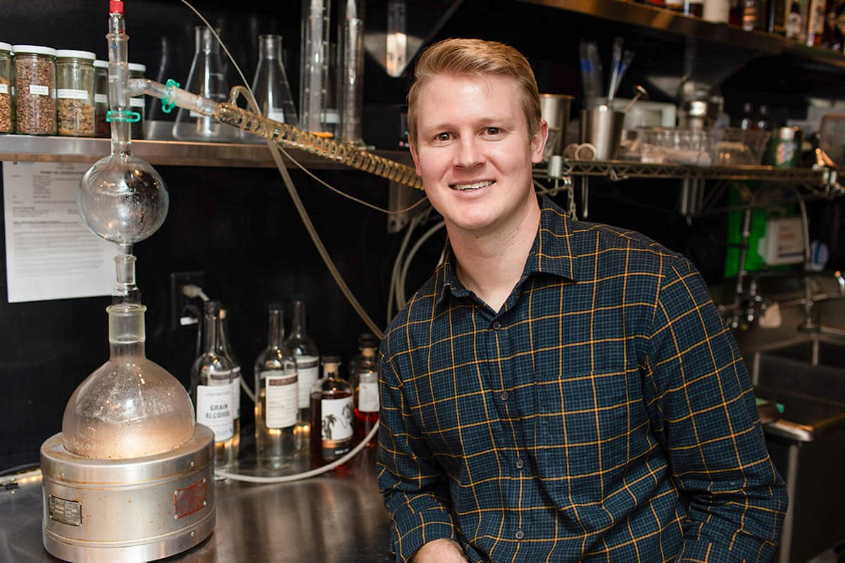 Video Tip: Standardizing Botanicals for Scalable Spirits Recipes