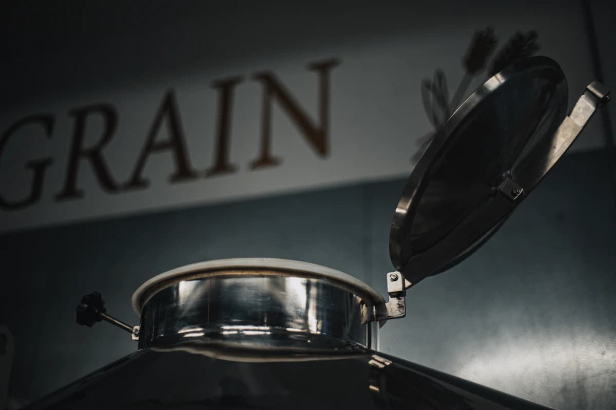 On-Grain Versus Off-Grain: The Single-Malt Dilemma